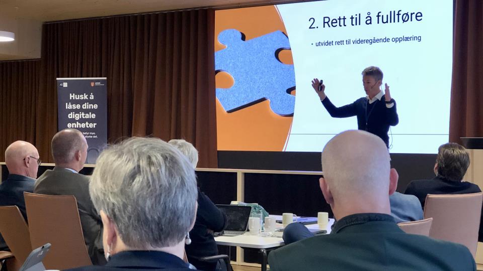 Lenke til artikkel: Klarer politikarane sjå det store biletet? 