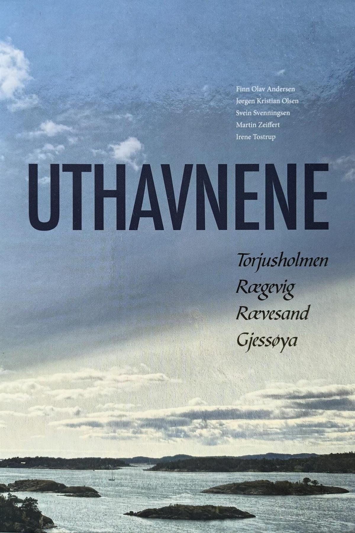 Foto av boka Uthavnene av Finn Olav Andersen med flere - Klikk for stort bilde